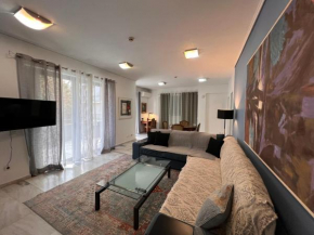 Blue Spacious Flat wt Parking nr Marousi Hospitals, by PromosHomes